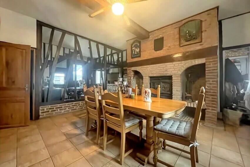 Picture-86461710-2 (1)